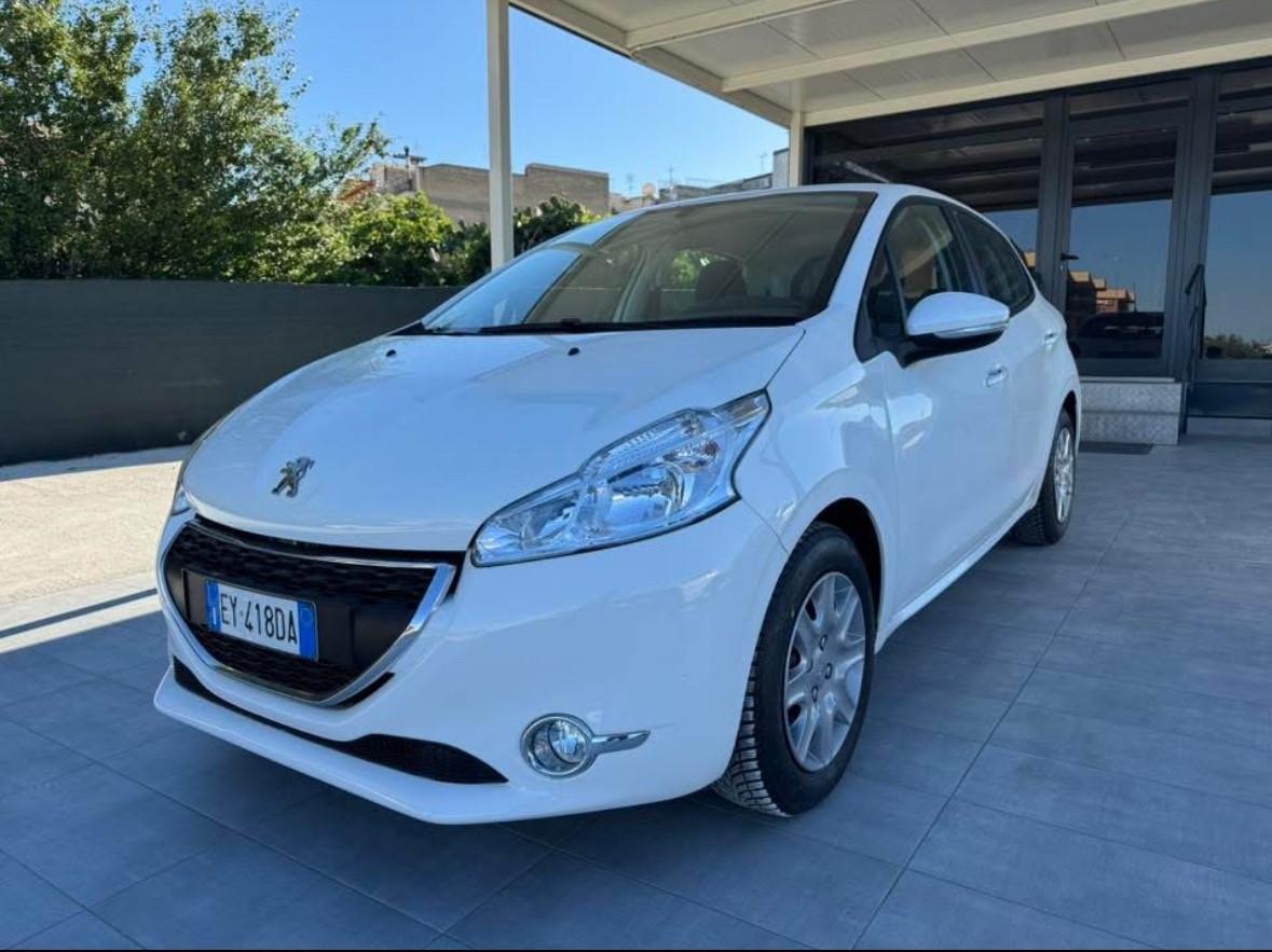 Peugeot 208 1.4 HDi 68 CV 5 porte Active