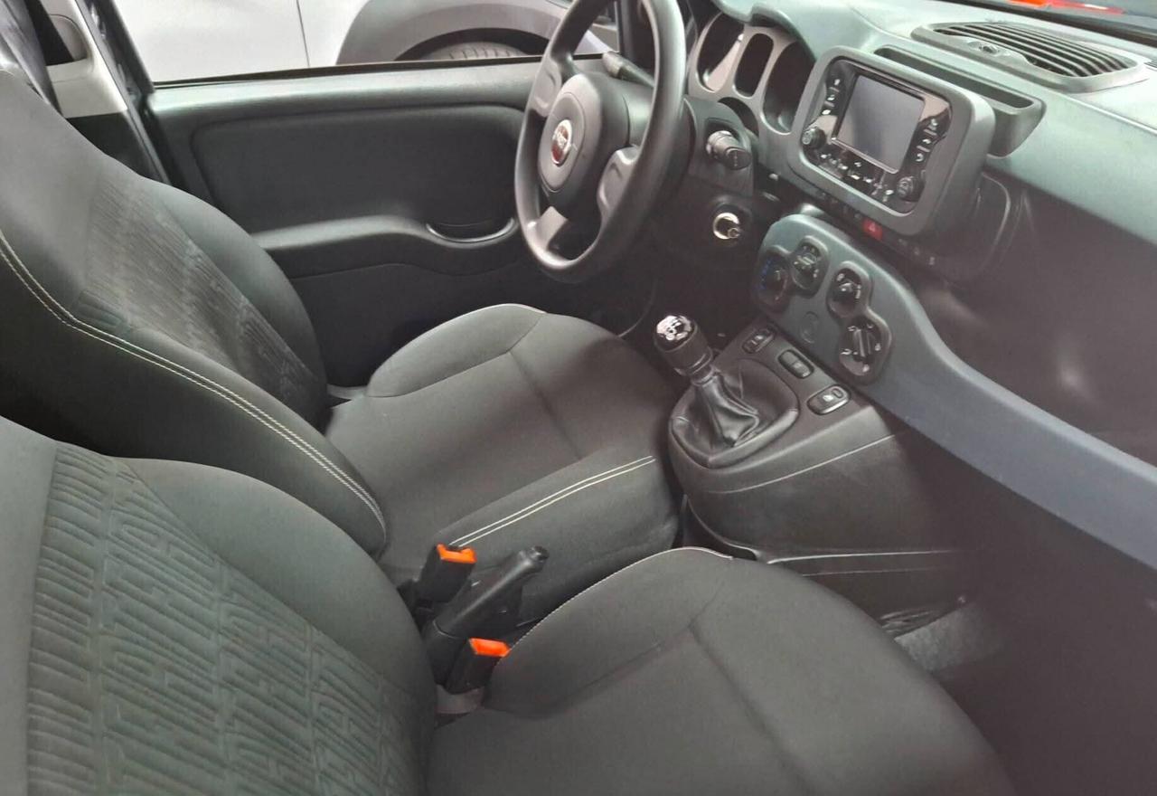 Fiat Panda 1.0 hybrid Vetri oscurati 5posti