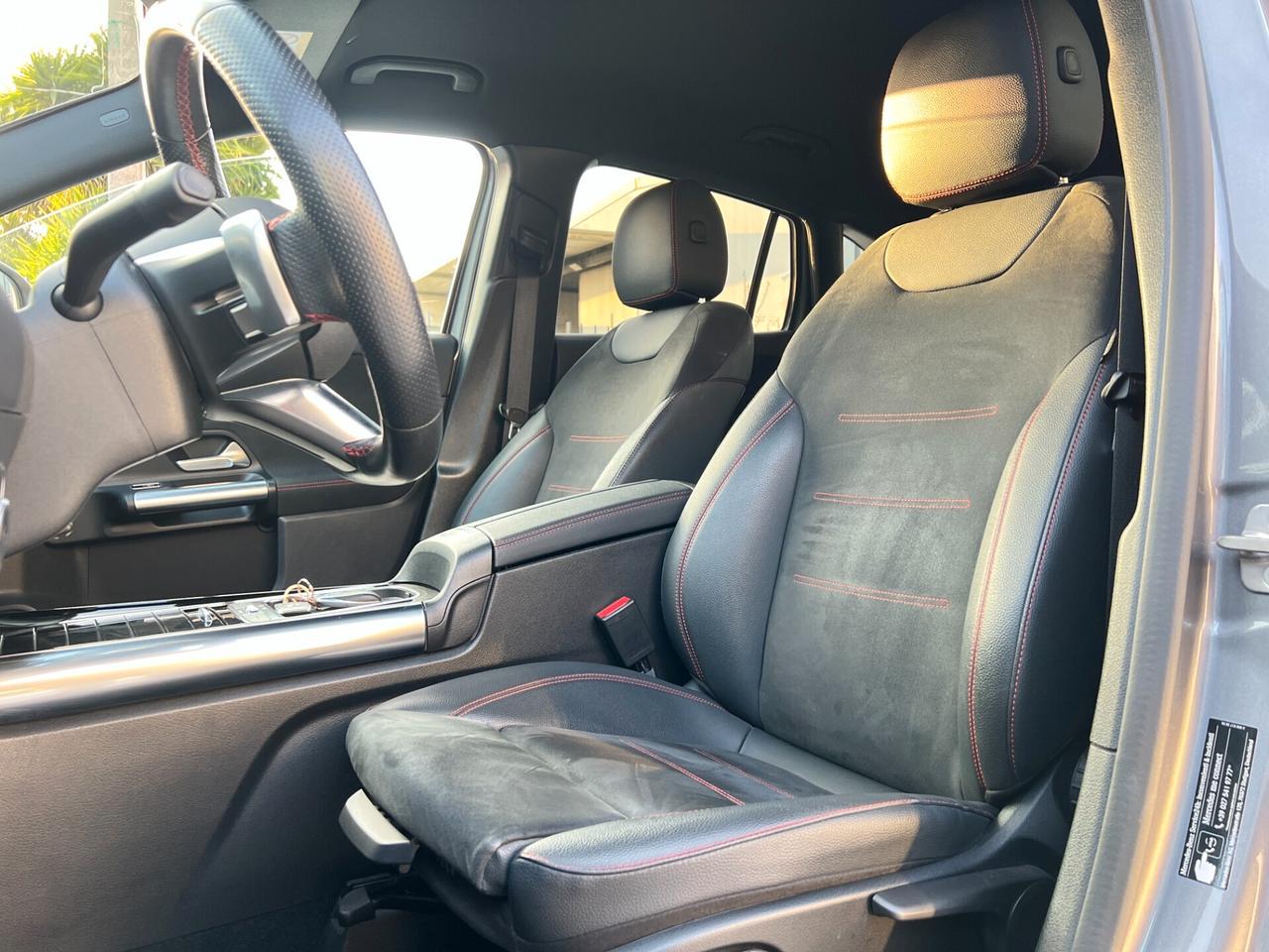 Mercedes-benz GLA 200 d 150cv AMG Premium UNICO PROPRIETARIO IVA ESPOSTA