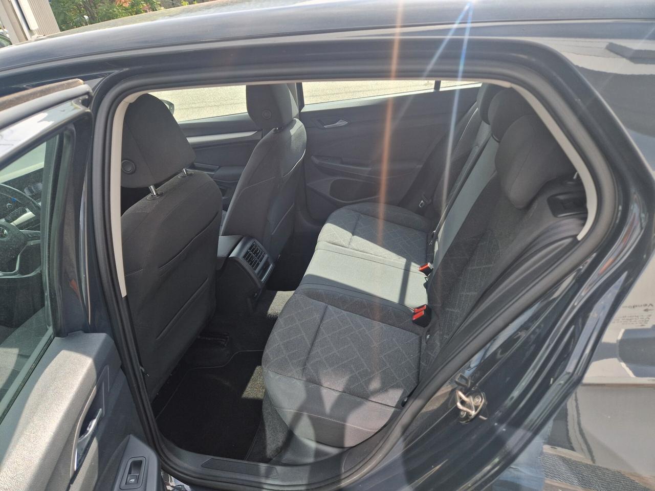 Volkswagen Golf 1.0 TSI EVO Life