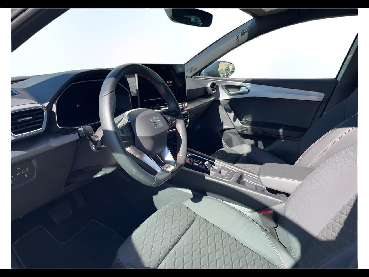SEAT Leon 5 porte FR 1.5 Hybrid 85 kW (116 CV) mHEV DSG 7 marce 2WD