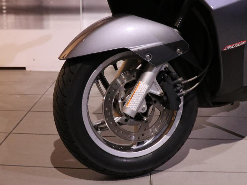 Aprilia Atlantic 300