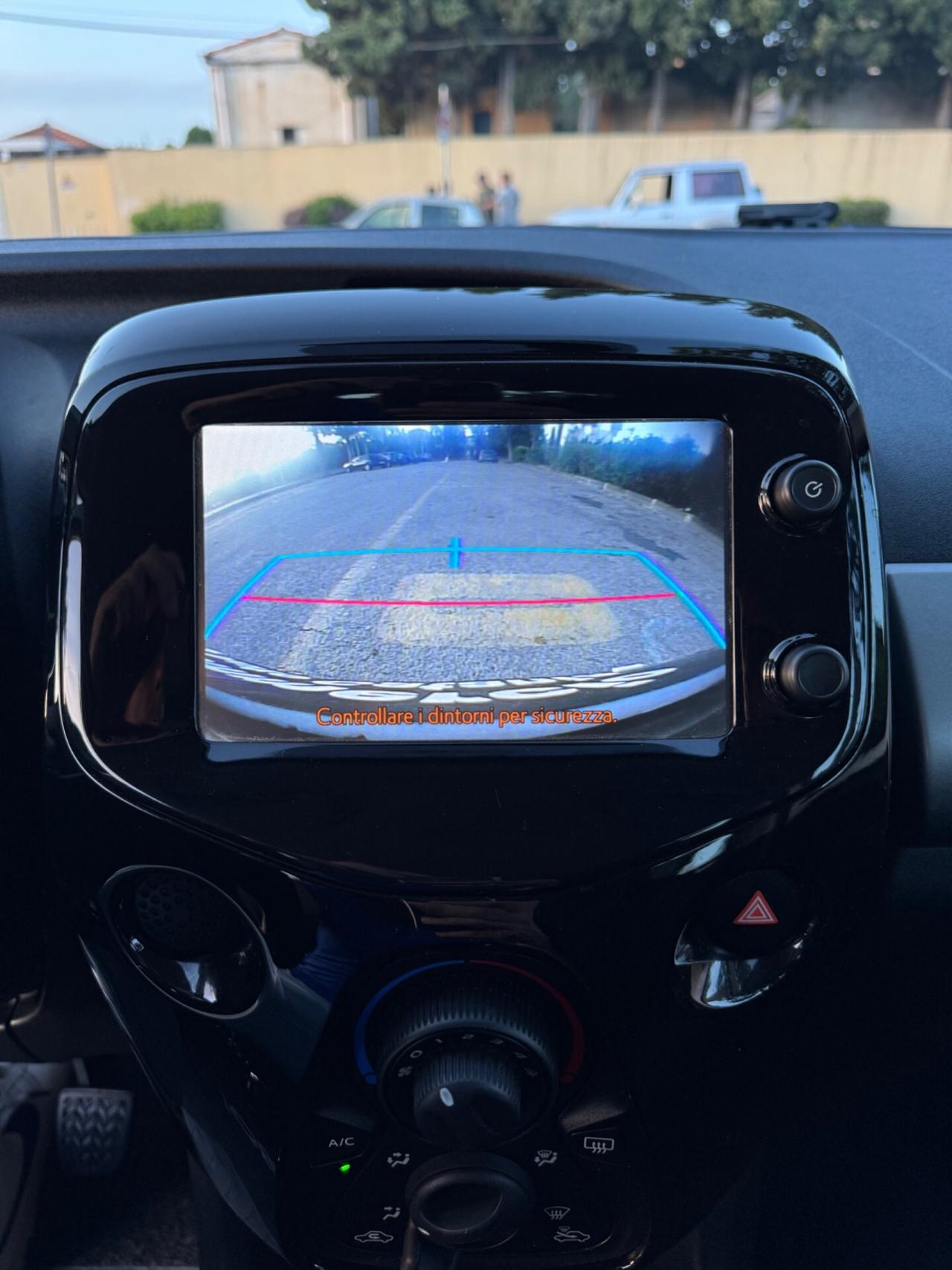 Peugeot 108 POCHI CHILOMETRI/ALLURE