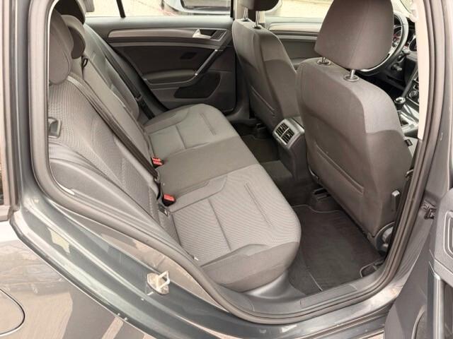 Volkswagen Golf Variant 1.6 tdi 115 CV Business - Anche Neo Patentati