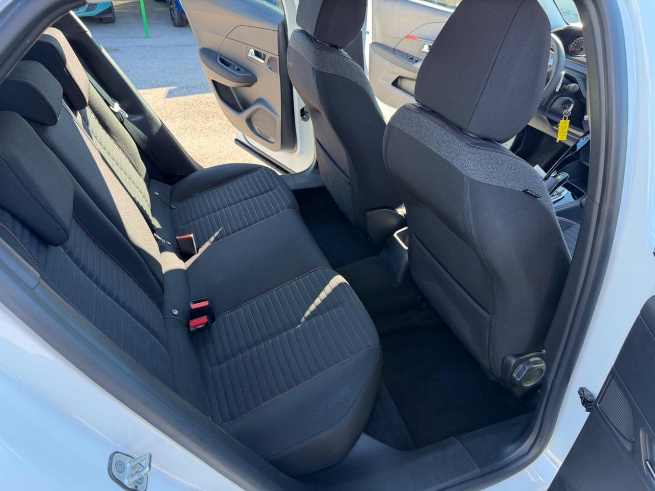 Peugeot 2008 BlueHDi 130 S&S EAT8 Allure