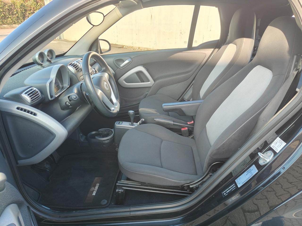 Smart ForTwo 1000 52 kW MHD cabrio pure