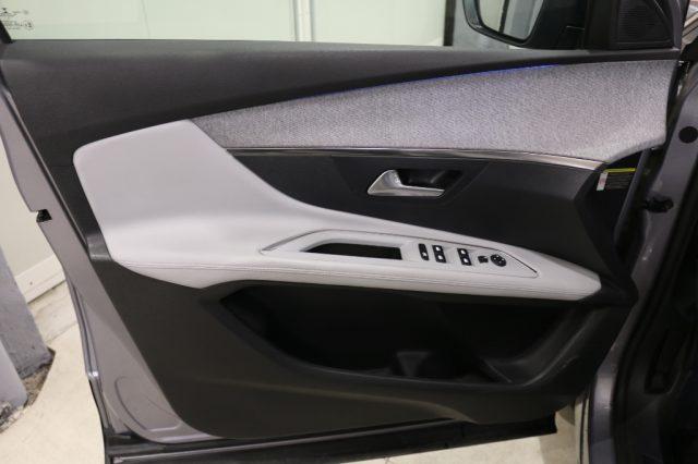 PEUGEOT 3008 BlueHDi 130 S&S Allure "PARI AL NUOVO"