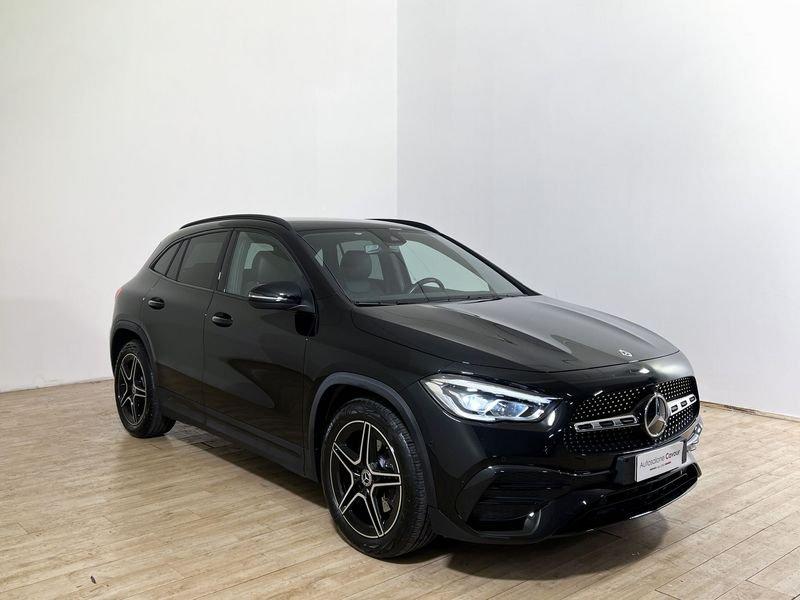 Mercedes-Benz GLA GLA 180 Premium auto