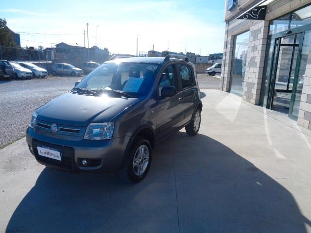 Fiat Panda 1.3 MJT 16V DPF 4x4 Climbing