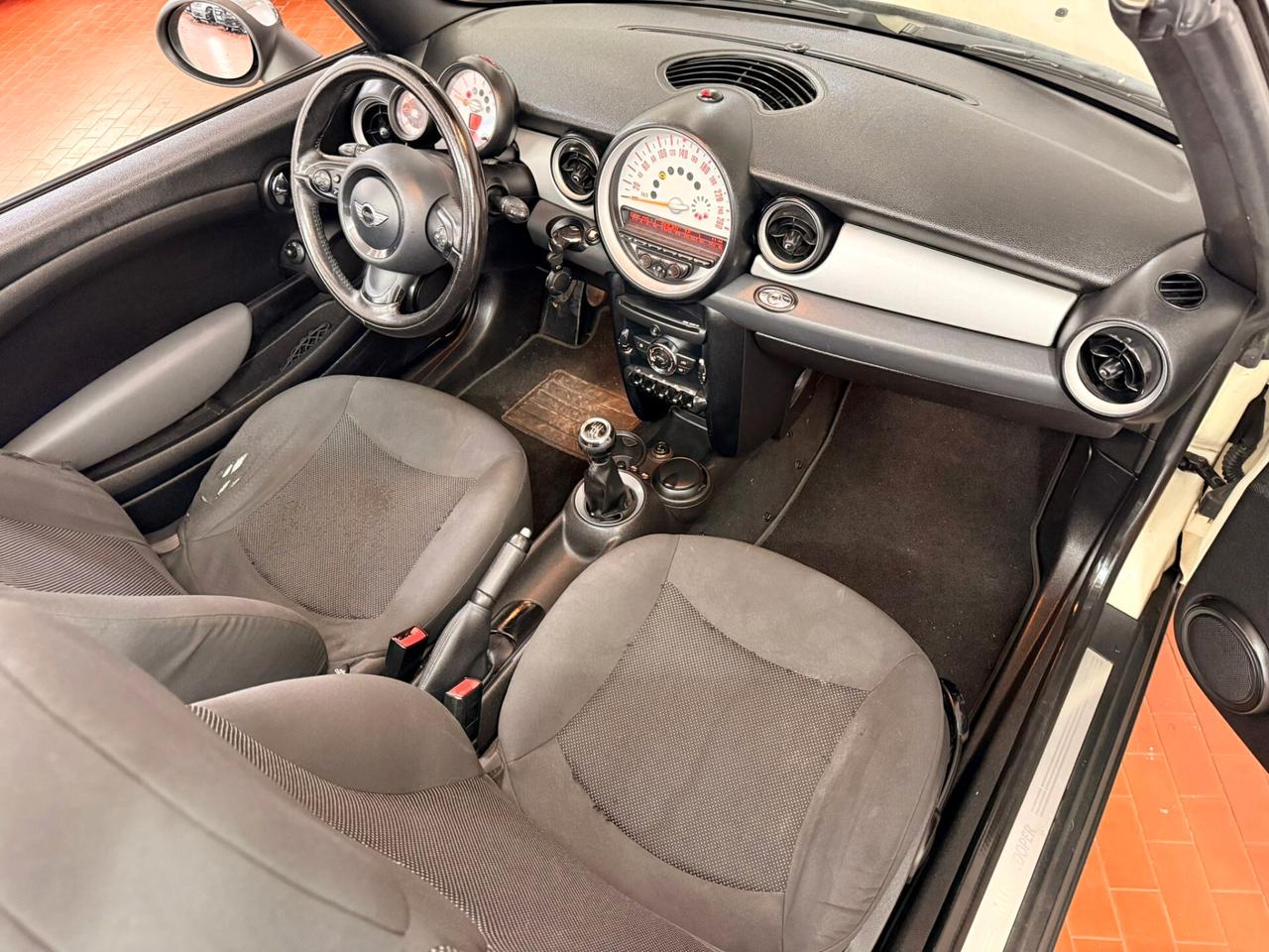 Mini Cooper 1.6D Cabrio 111cv R57 ok Neopatentati