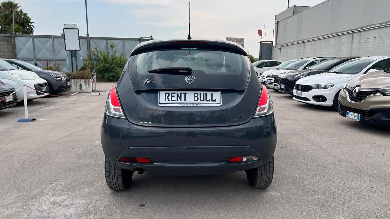 Lancia Ypsilon 0.9 TwinAir 85 CV 5 porte Metano Ecochic Mya