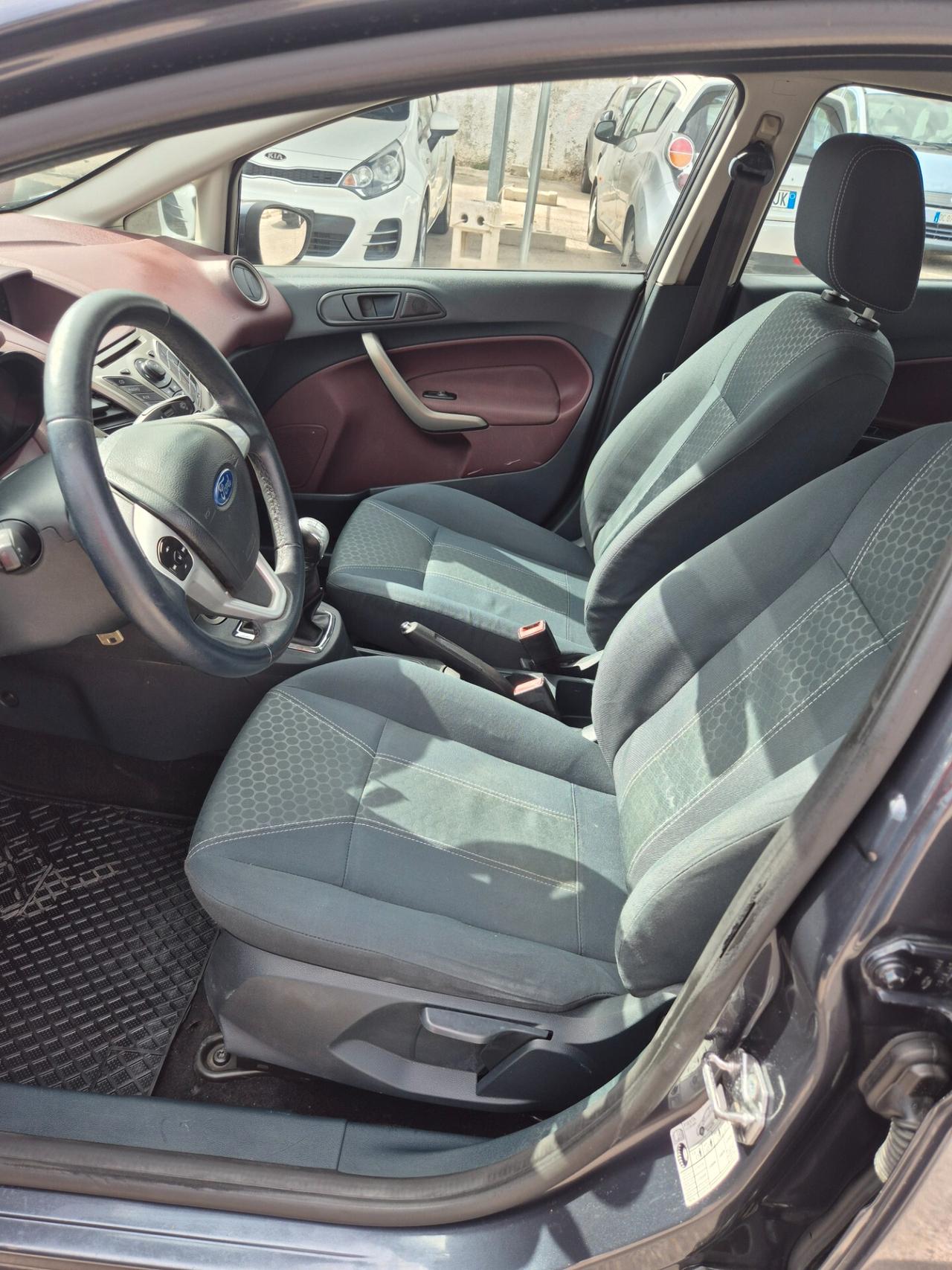 Ford Fiesta Fiesta+ 1.4 TDCi 68CV 5 porte