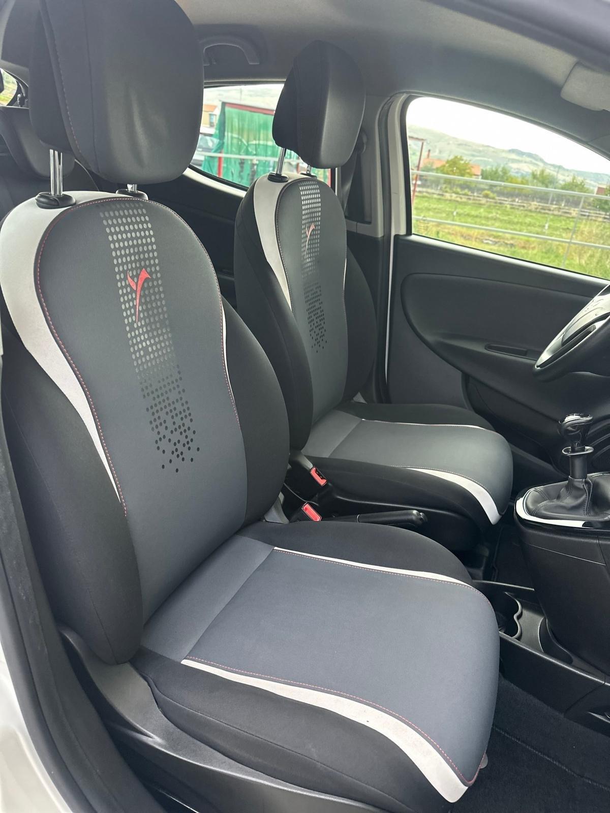 Lancia Ypsilon 1.2 69 CV 5 porte Elle