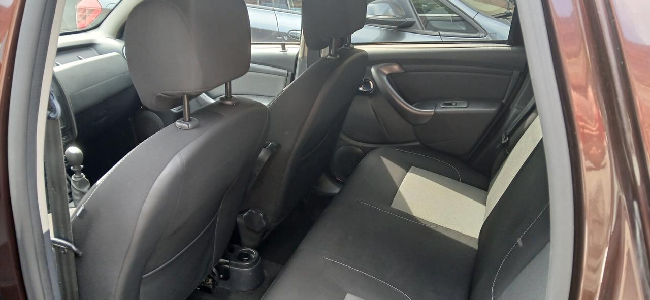 Dacia Duster 1.5 dCi 110CV S&S 4x4 Serie Speciale Lauréate Family