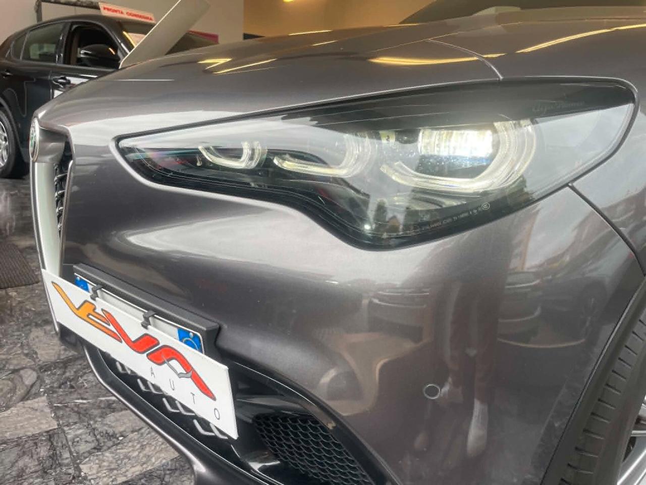 Alfa Romeo Stelvio 2.2 Turbodiesel 210 CV AT8 Q4 Super