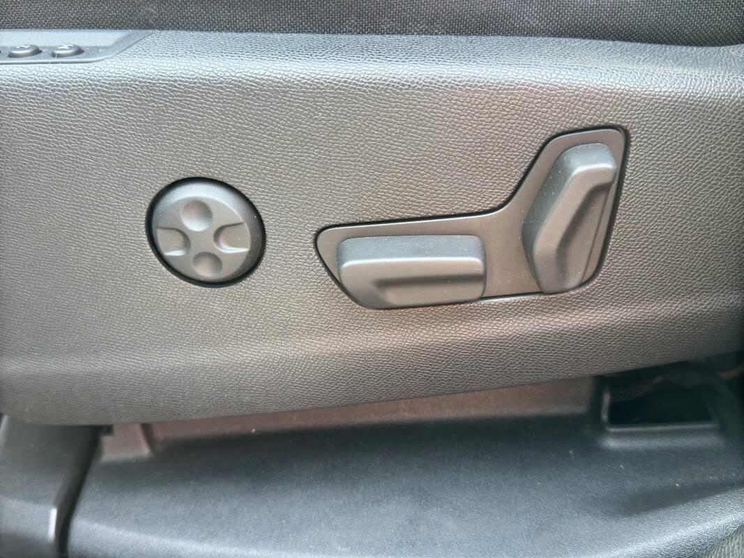 Peugeot 3008 II 1.6 Hybrid phev GT Pack 300cv con Tetto Apribile