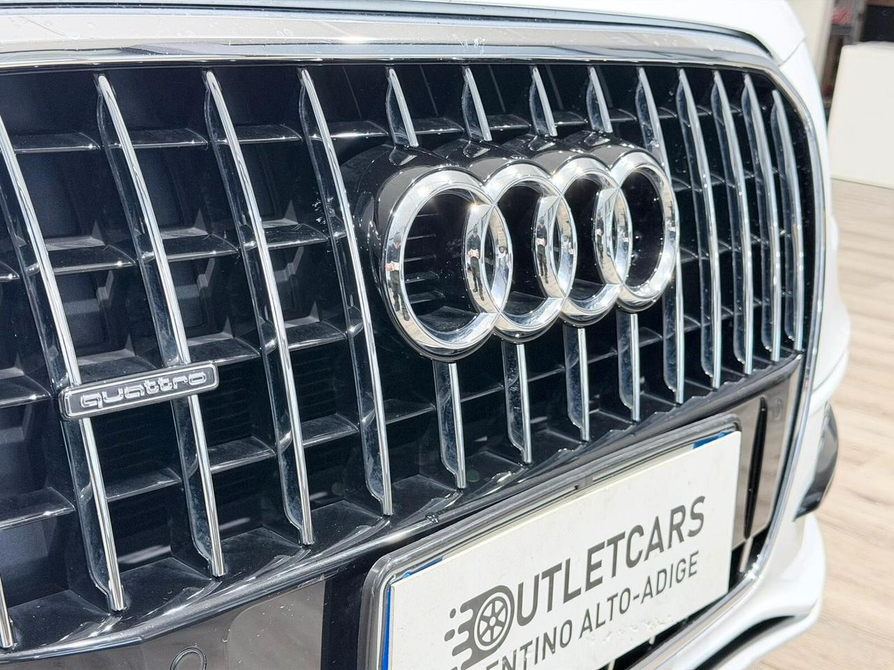 AUDI Q5 2.0TDI 190CV QUATTRO S-TRONIC S-LINE GANCIO