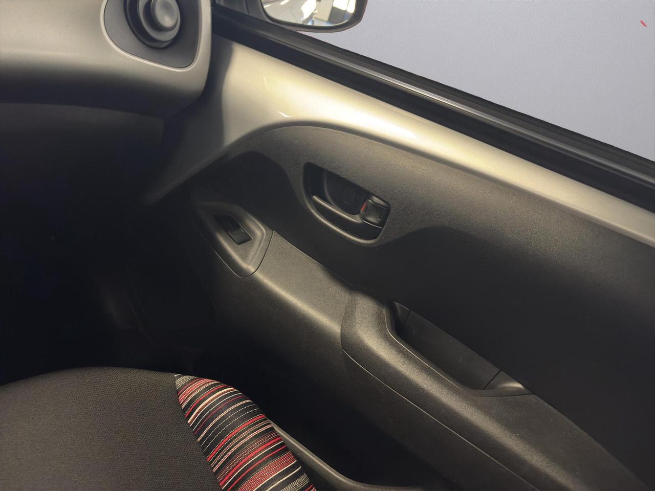 Citroen C1 5p 1.0 vti Feel E6