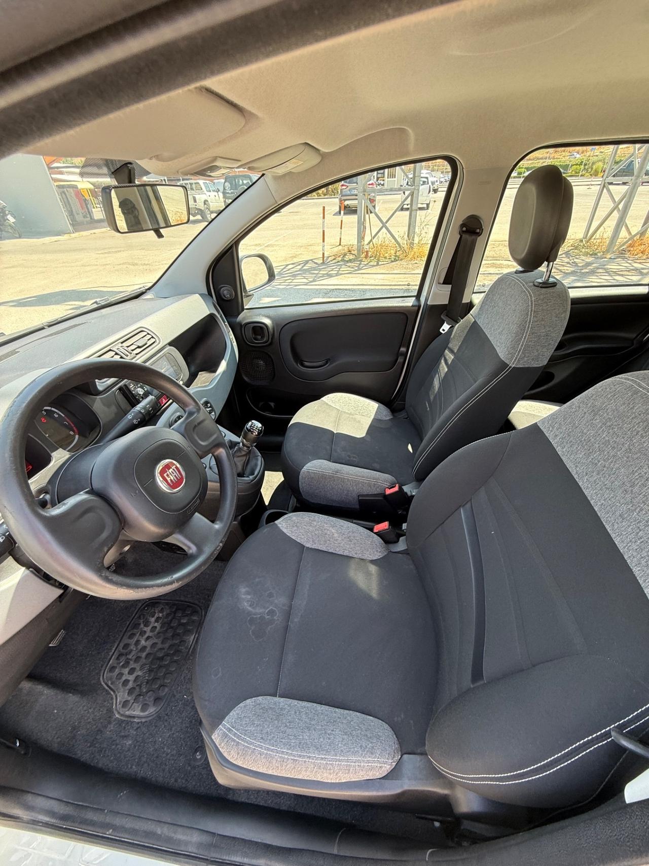 Fiat Panda 1.0 GSE S&S Hybrid Street Van 4 posti
