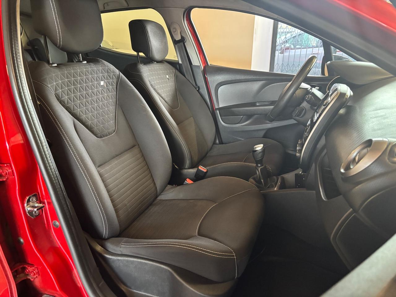 Renault Clio 1.2 BENZINA 75Cv LIMITED |OK NEOPATENTATI~