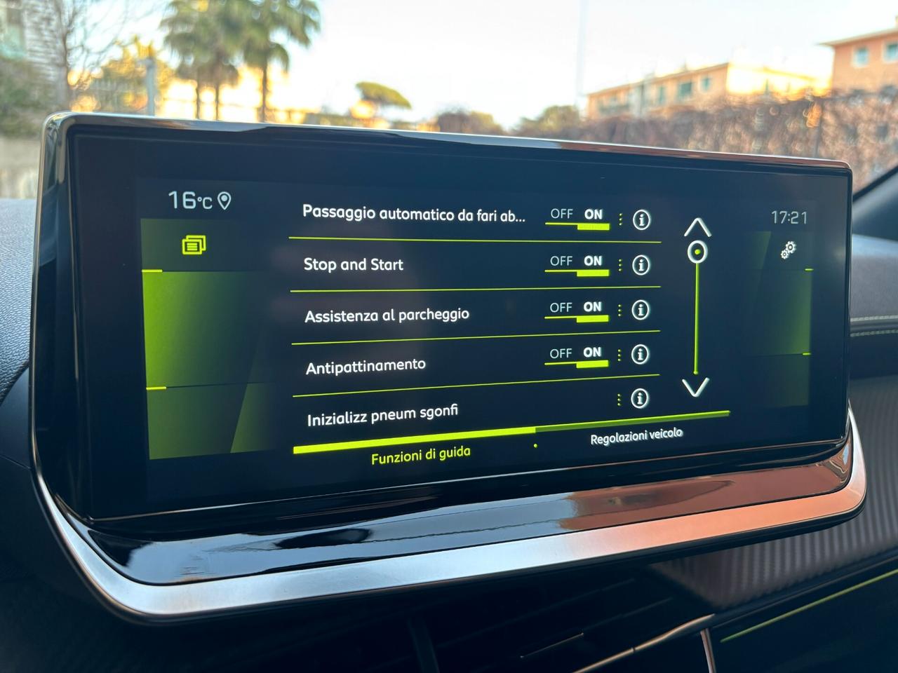 Peugeot 208 PureTech 100 Stop&Start 5 porte GT Pack PREZZO REALE