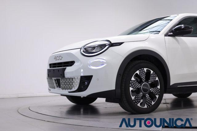 FIAT 600 HYBRID 110 CV DCT MHEV LA PRIMA AUTOMATICA