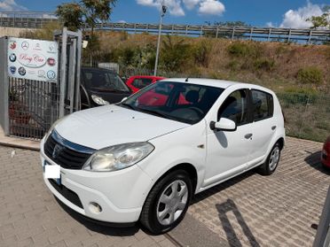 Dacia Sandero 1.4 8V GPL Lauréate-12/2009