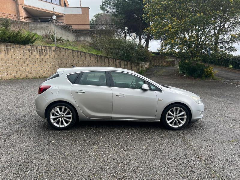 Opel Astra 5 Porte Astra 5p 1.7 cdti Cosmo 125cv