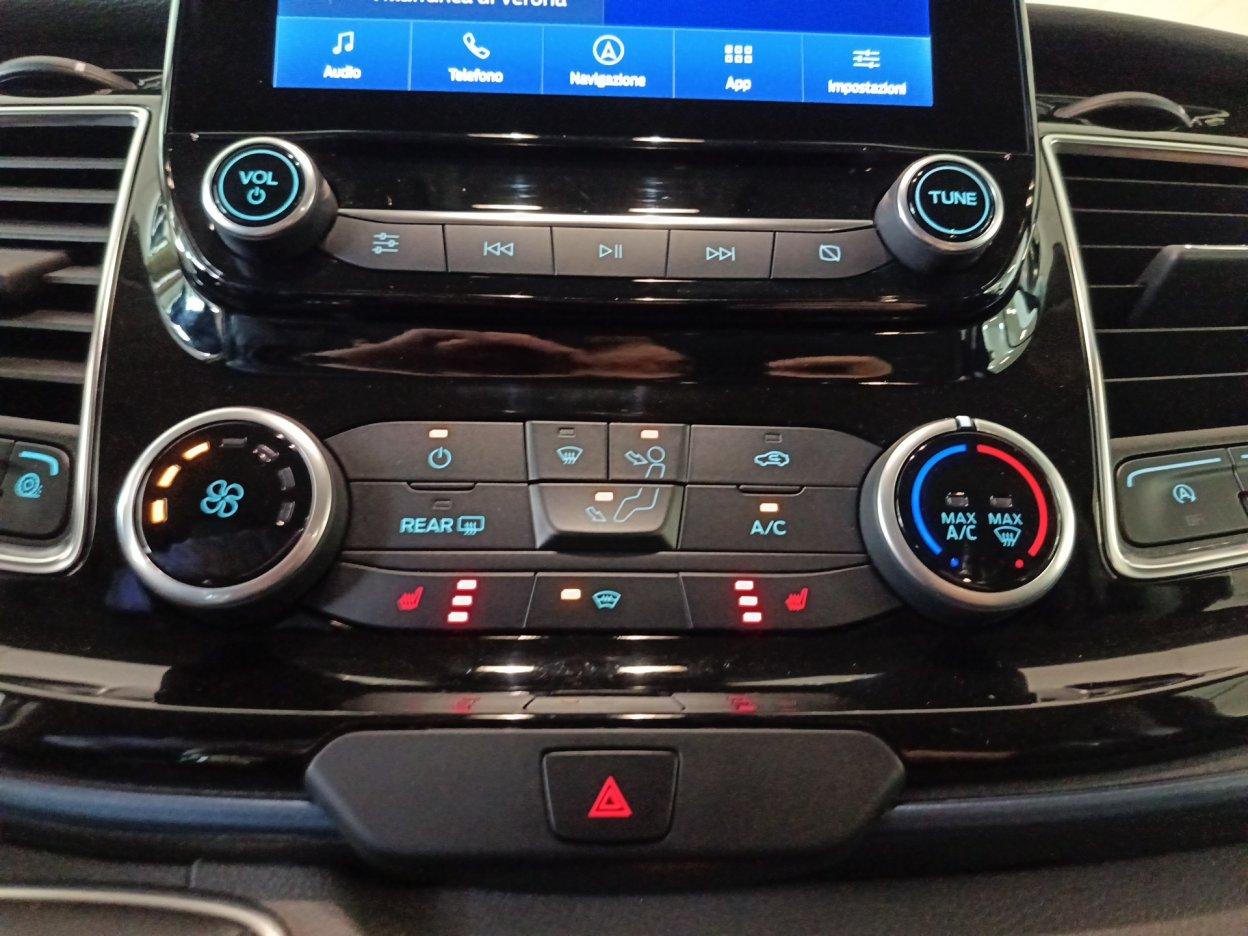 FORD Tourneo Custom 1ª s - Tourneo Custom 320 2.0 EcoBlue 150CV MHEV PC Active