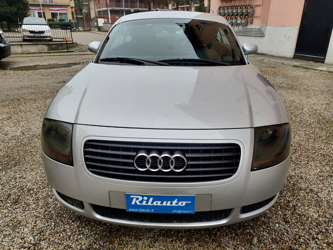 Audi TT Coupé 1.8 T 20V 180 CV