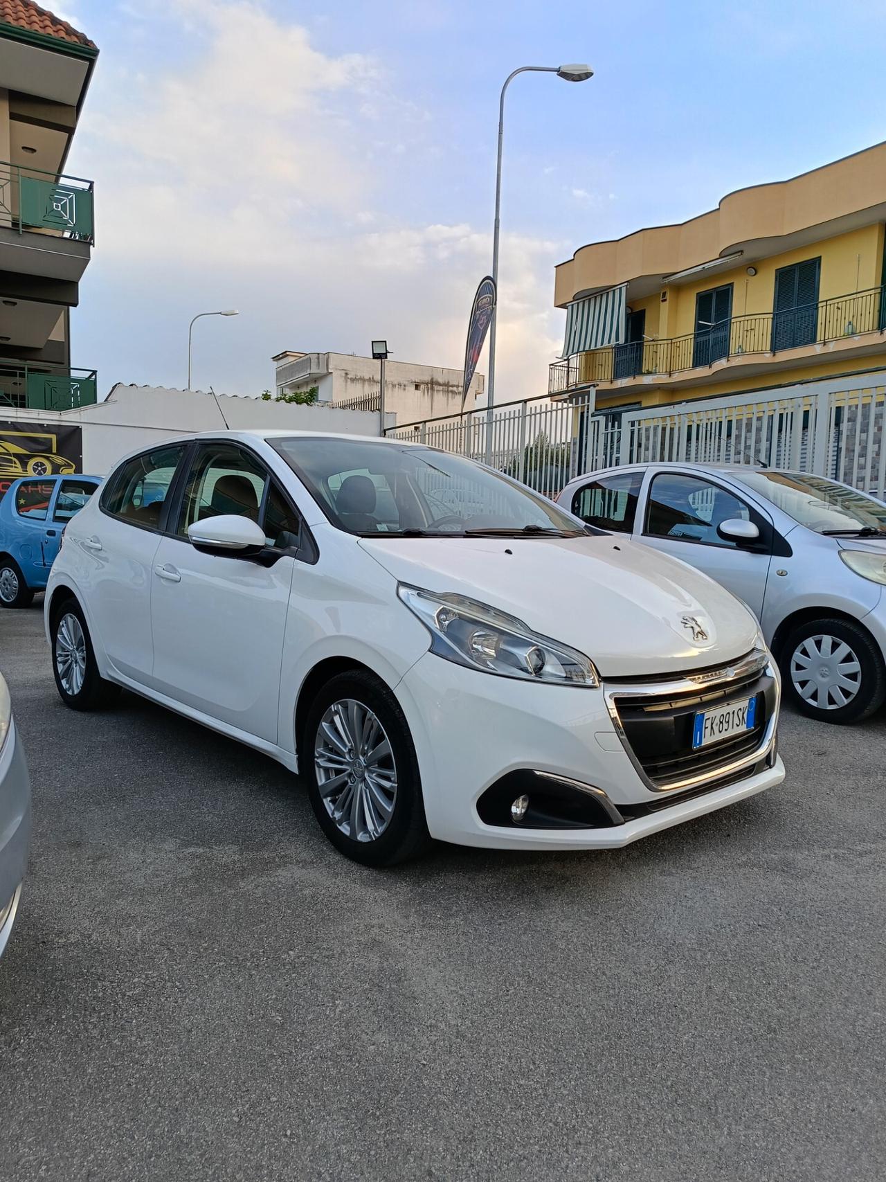 208 BlueHDi 75 5 porte Allure