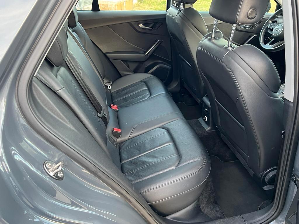 Audi Q2 30 TDI S tronic Business Design