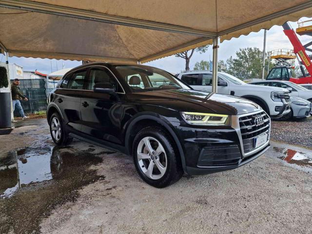 AUDI Q5 2.0 TDI quattro S tronic Business