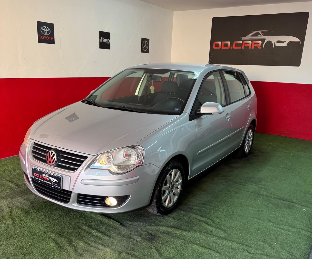 Volkswagen Polo 1.4/75CV 16V 5p. aut. Comfortline