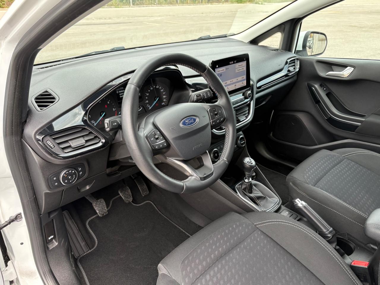 Ford Fiesta 1.5 EcoBlue 5P Titanium FULL/LED/NAV