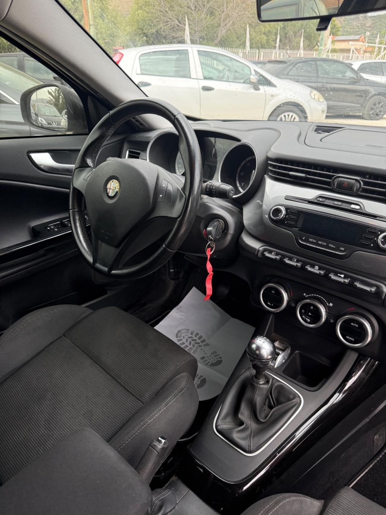 Alfa Romeo Giulietta 1.6 JTDm-2 105 CV Exclusive