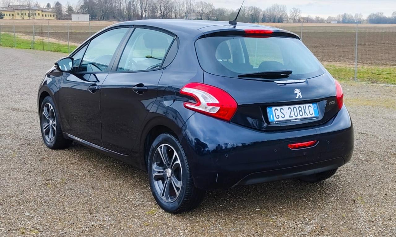 Peugeot 208 1.2 VTi 82 CV 5 porte Allure