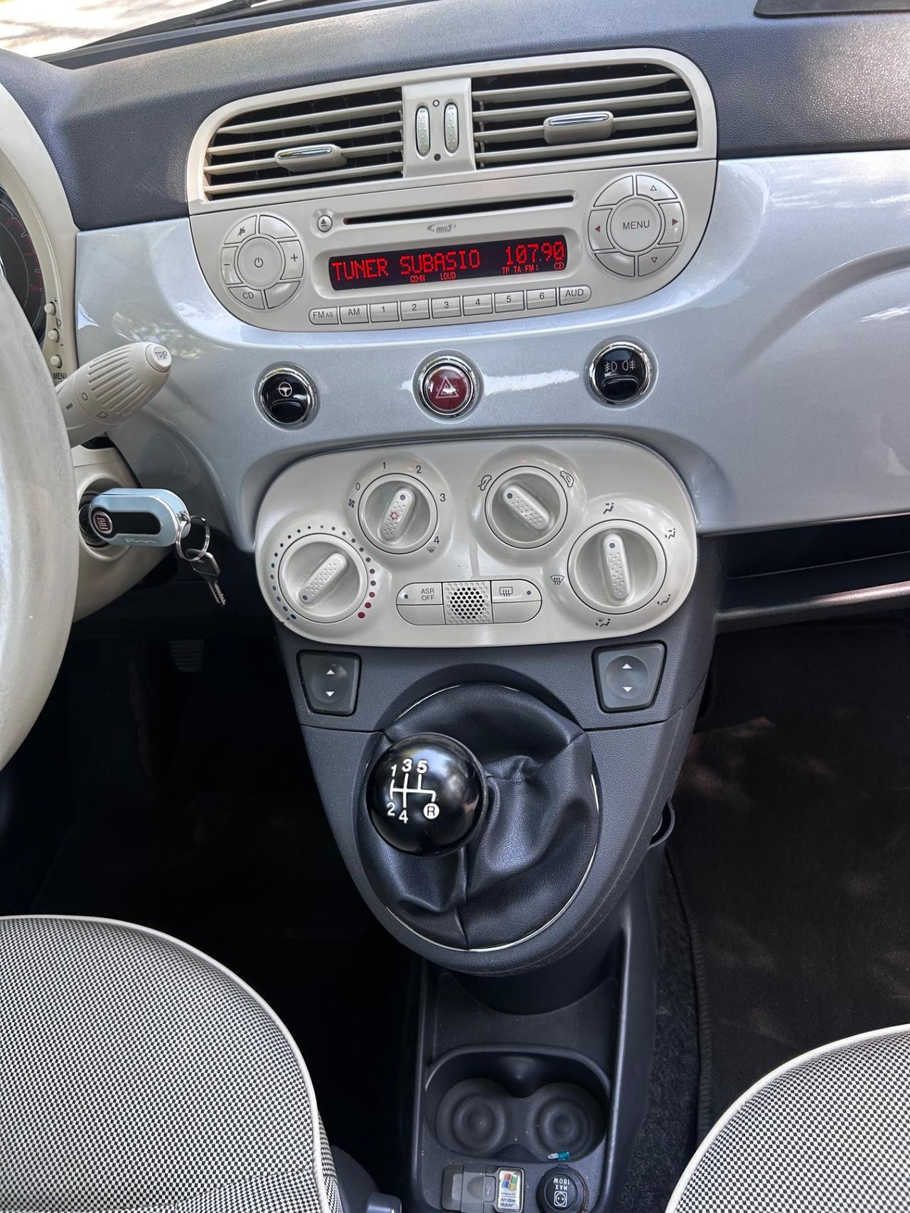 Fiat 500 1.2 Lounge