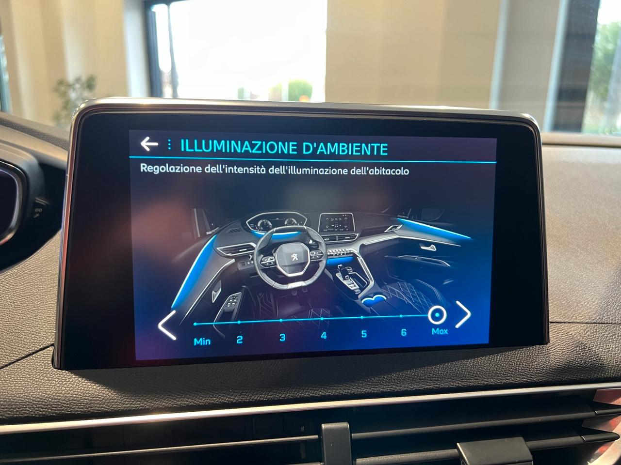 Peugeot 3008 BlueHDi 130 S&S EAT8 Crossway