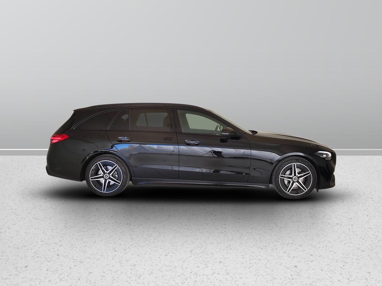 Mercedes-Benz Classe C-S206 SW 2021 - C SW 220 d mhev AMG Line Advanced 197cv auto