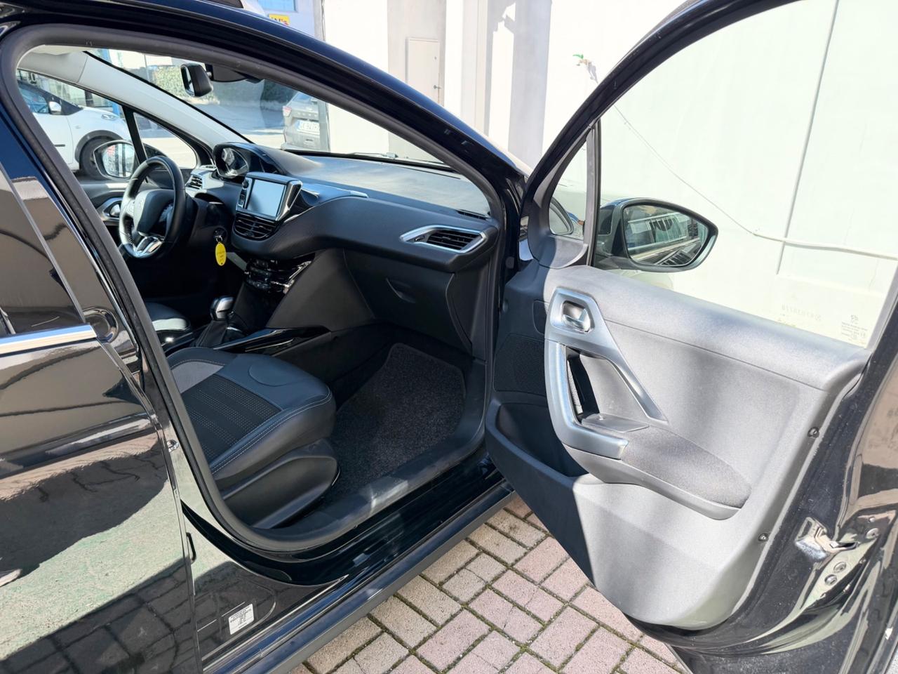 Peugeot 2008 BlueHDi Allure