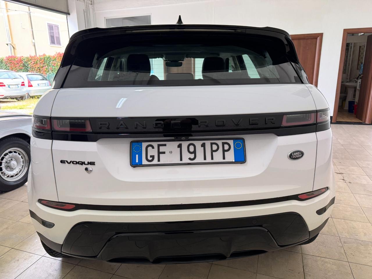 Land Rover Range Rover Evoque 2021 2.0D I4 163 CV AWD Auto R-Dynamic HSE