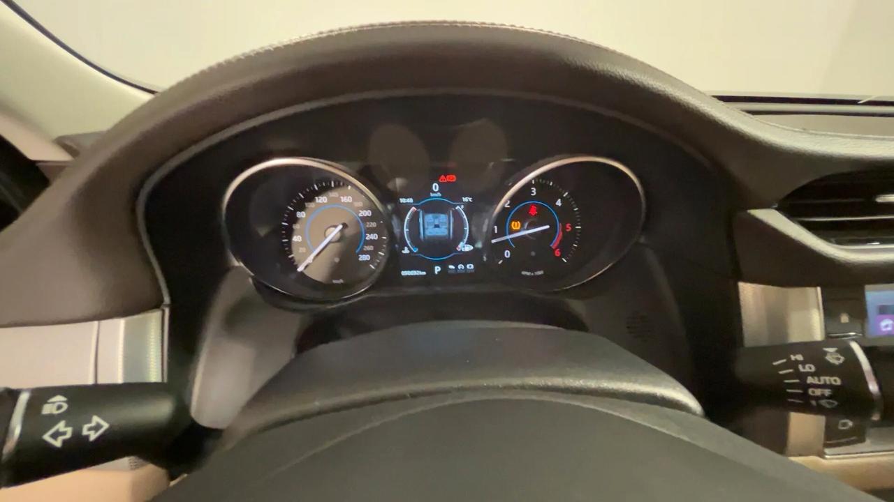 Jaguar XF 2.0 D E-Performance Prestige