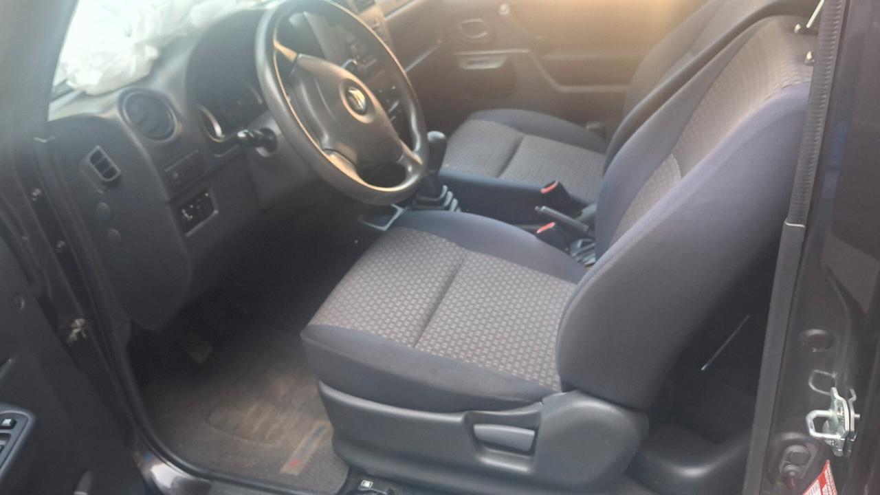 Suzuki Jimny 1.3i 16V cat 4WD JLX