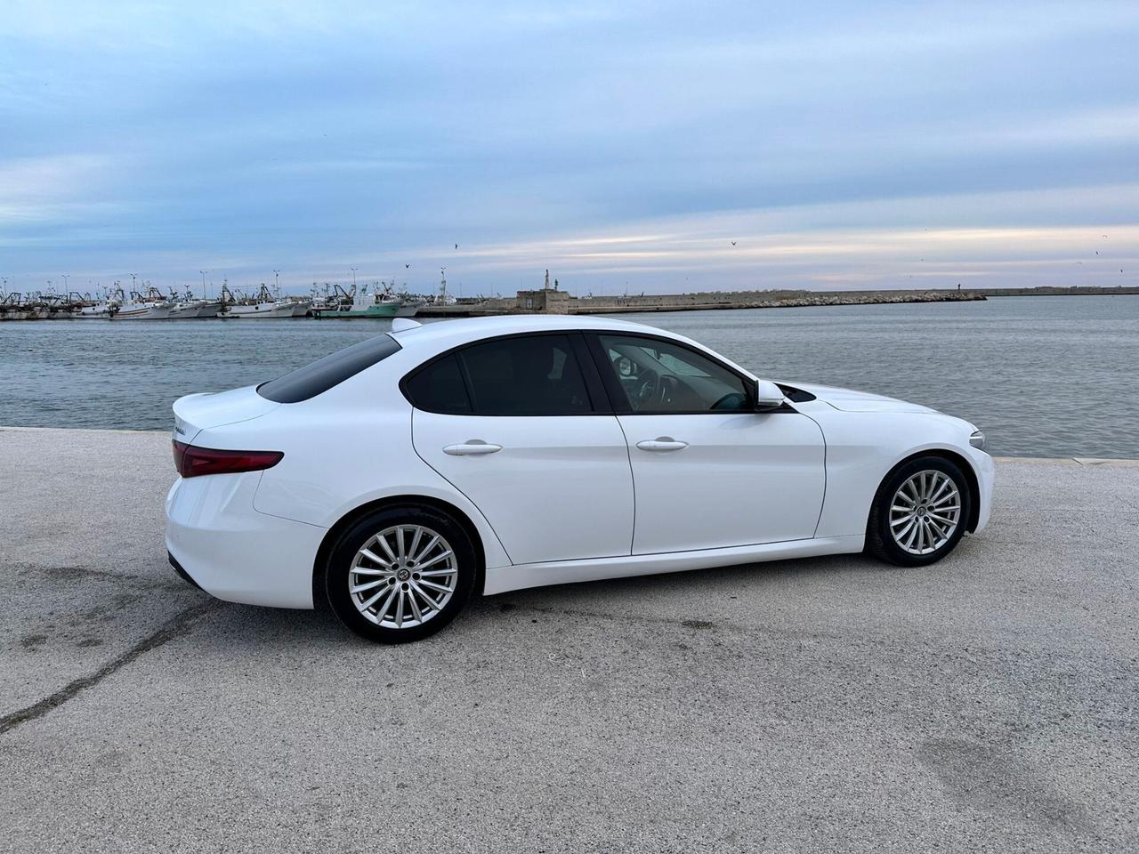 Alfa Romeo Giulia 2.2 Turbodiesel 180 CV AT8 Super