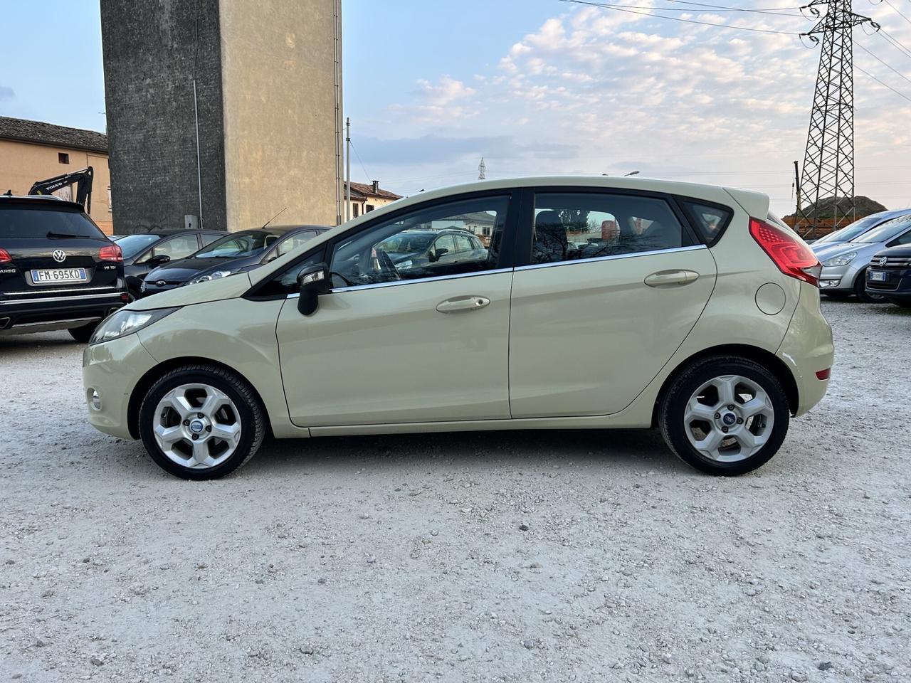 FORD FIESTA 1.4 92CV TIT. GPL UNICO CERTIFICATA