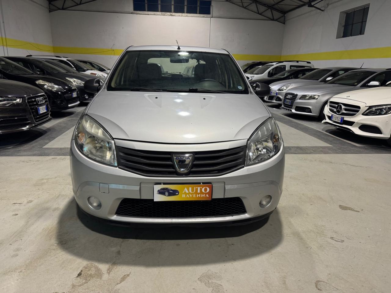 Dacia Sandero 1.2 16V GPL 75CV Embleme