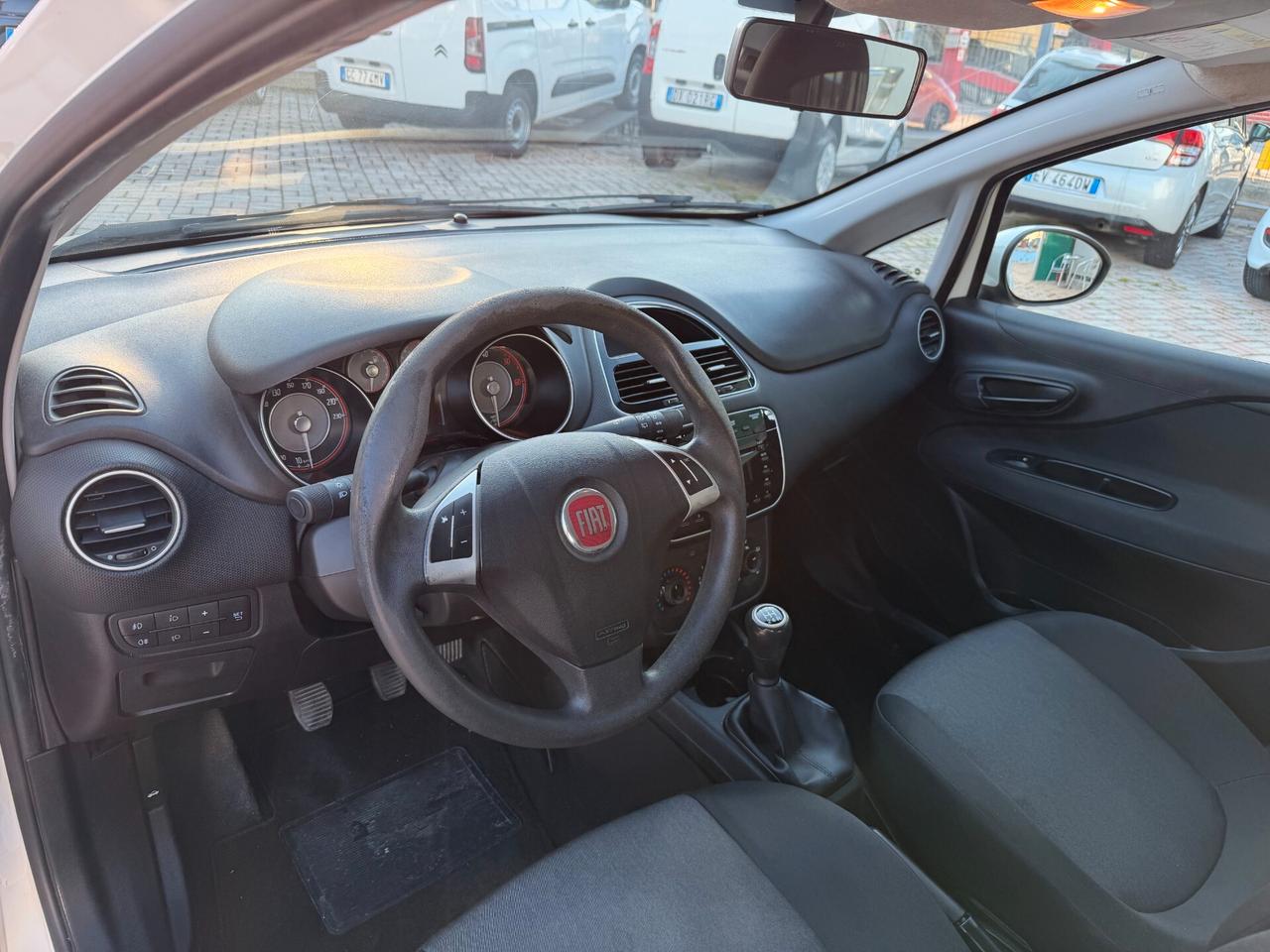 Fiat Punto 1.3 MJT II 75 CV 5 porte Street