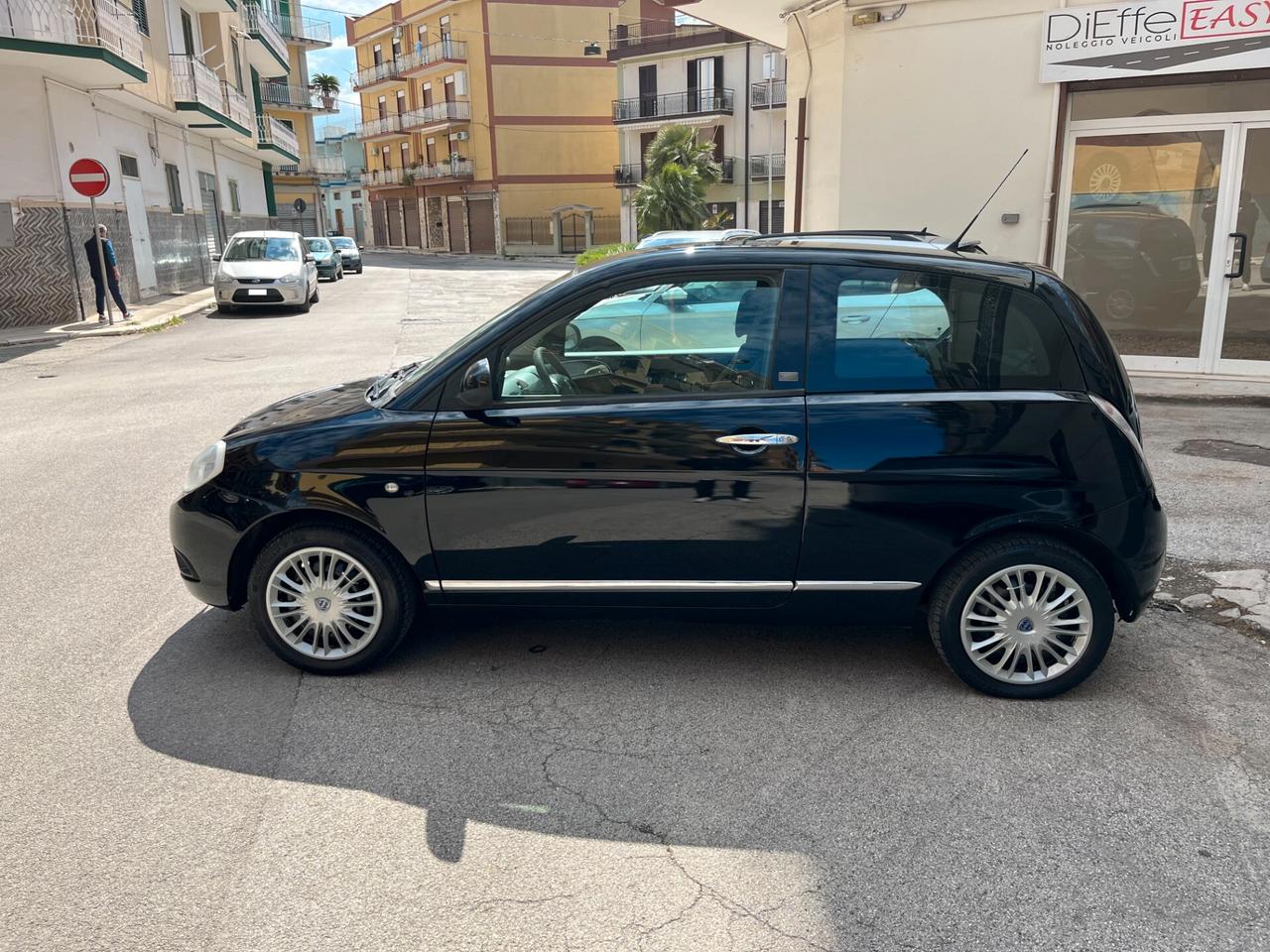 Lancia Ypsilon 1.2 69 CV Diva