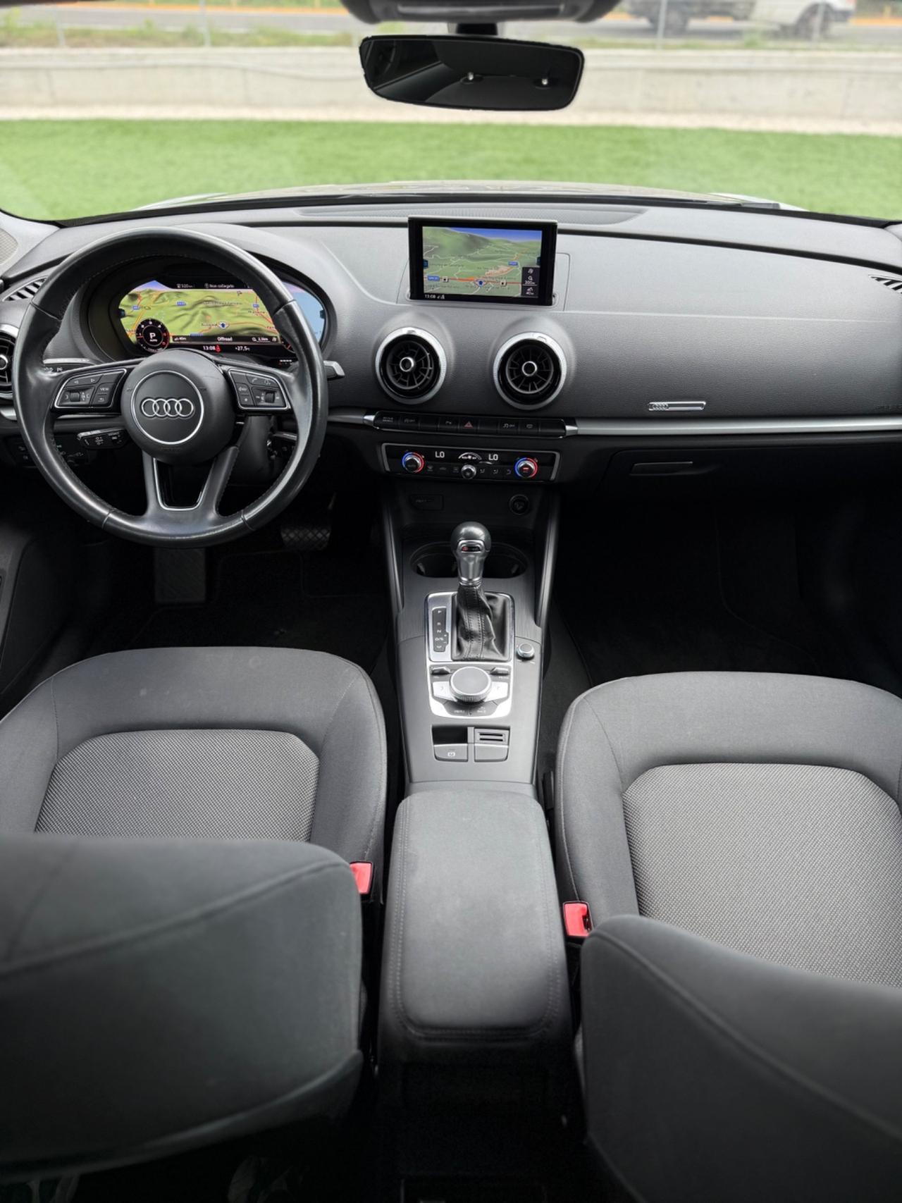 Audi A3 SPB 1.6 Diesel S-LINE